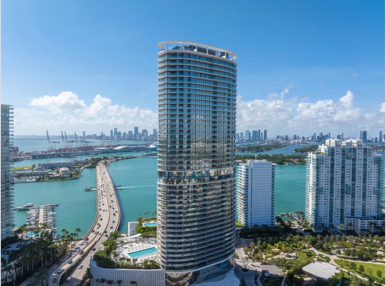LimaLuxe Realtor - FIVE PARK Miami Beach